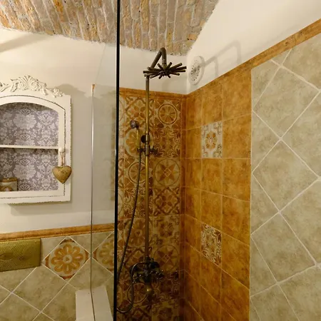 La Casa Di Sotto By Portofinovacanze Камольи