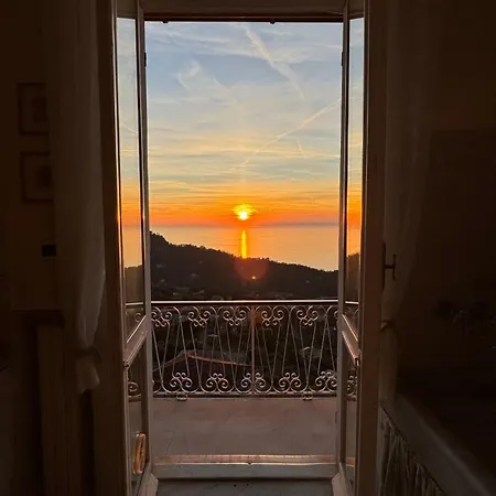 La Casa Di Sotto By Portofinovacanze Apartman Camogli