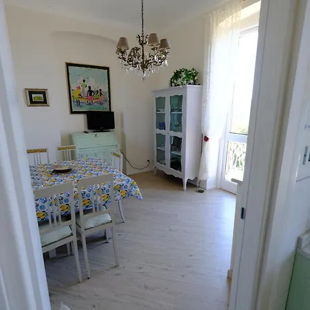 La Casa Di Sotto By Portofinovacanze Apartman Camogli