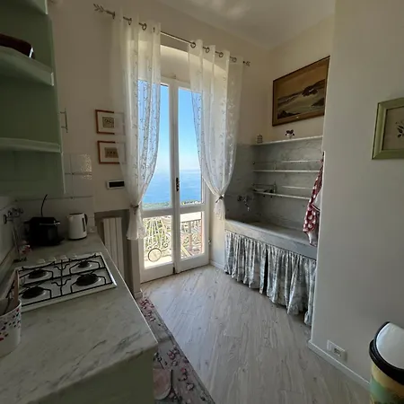 La Casa Di Sotto By Portofinovacanze * Камольи