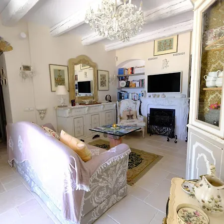 La Casa Di Sotto By Portofinovacanze * 卡莫利