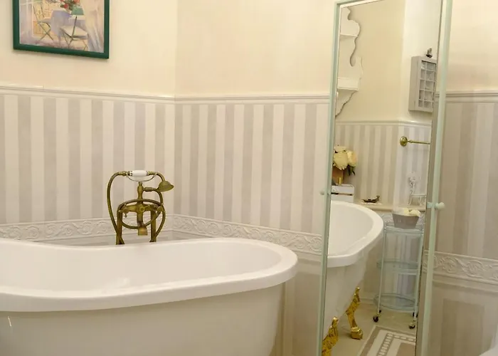La Casa Di Sotto By Portofinovacanze Camogli
