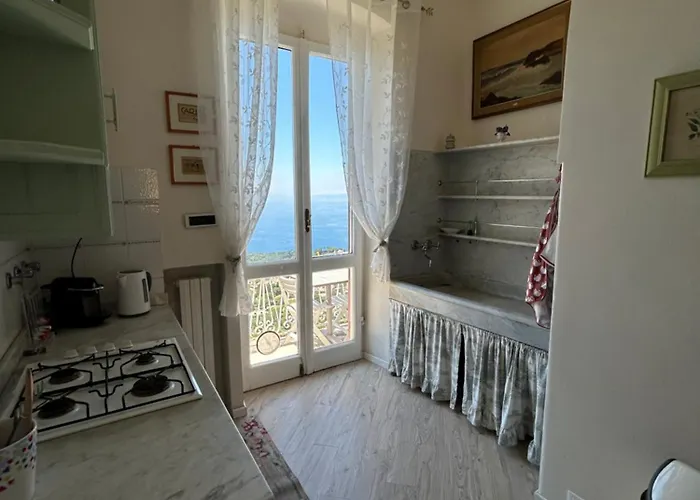 La Casa Di Sotto By Portofinovacanze * Camogli